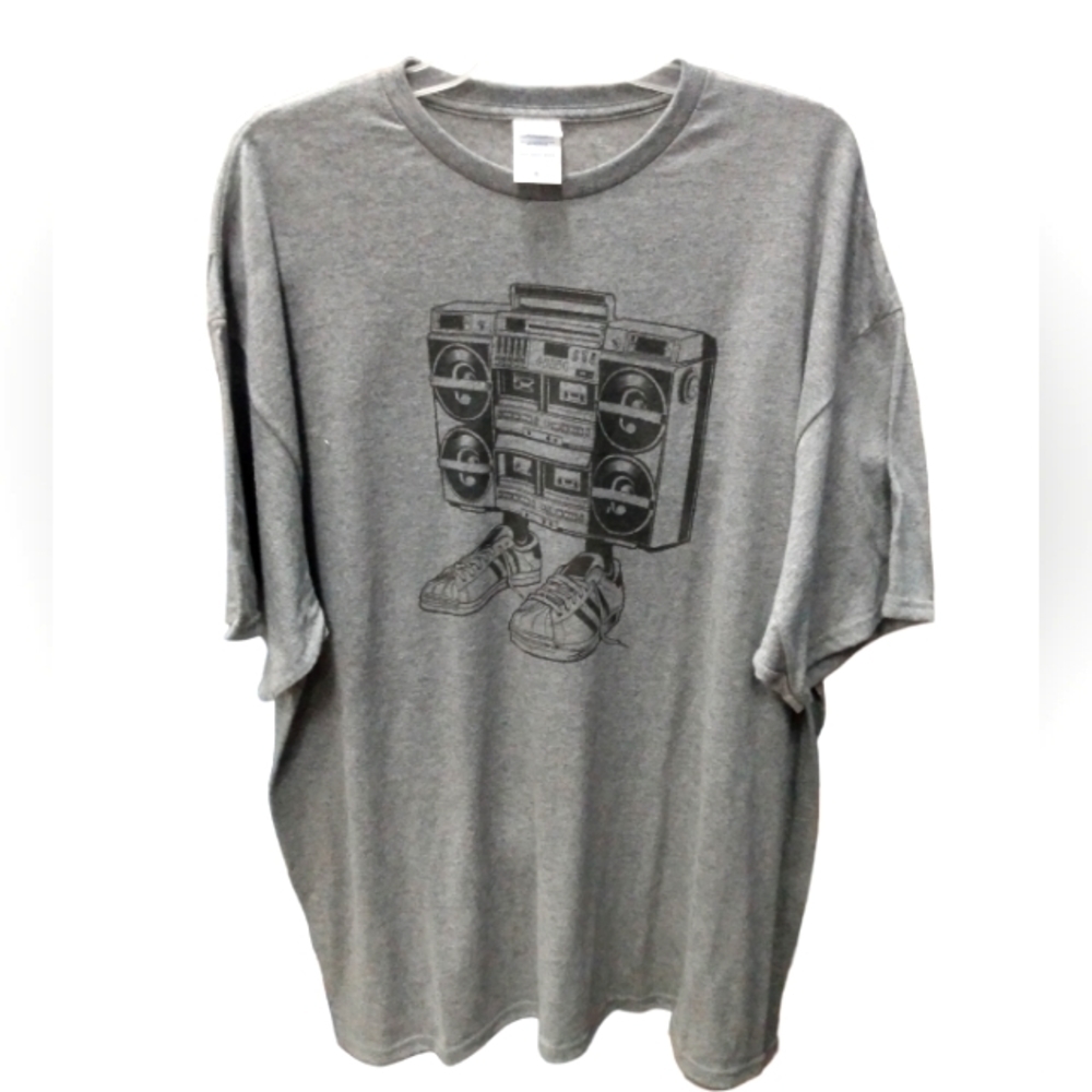 Boom box graphic tee